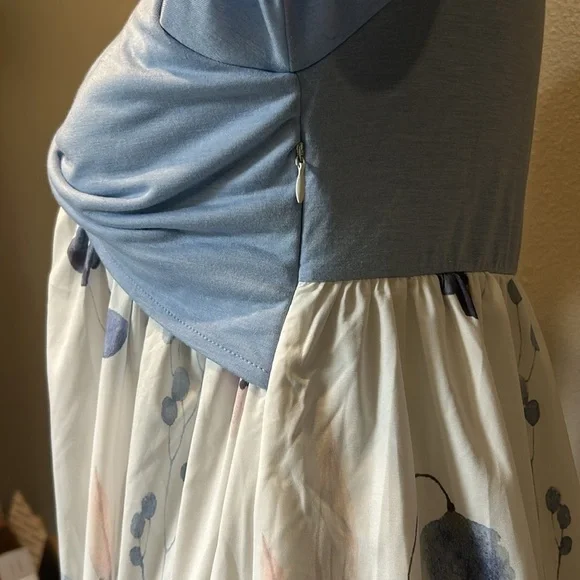 Exclusive Dress size small - Picture 4 of 11